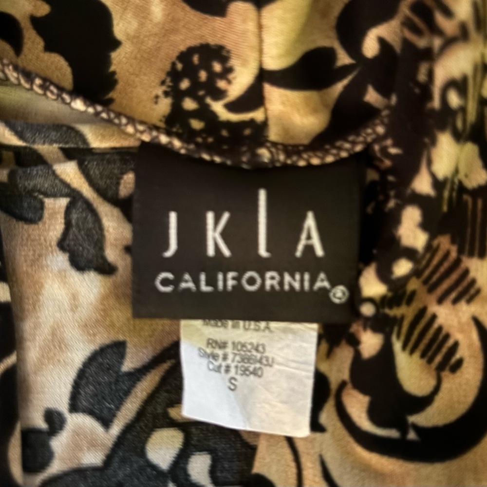 JKLA TOP - Picture 3 of 3